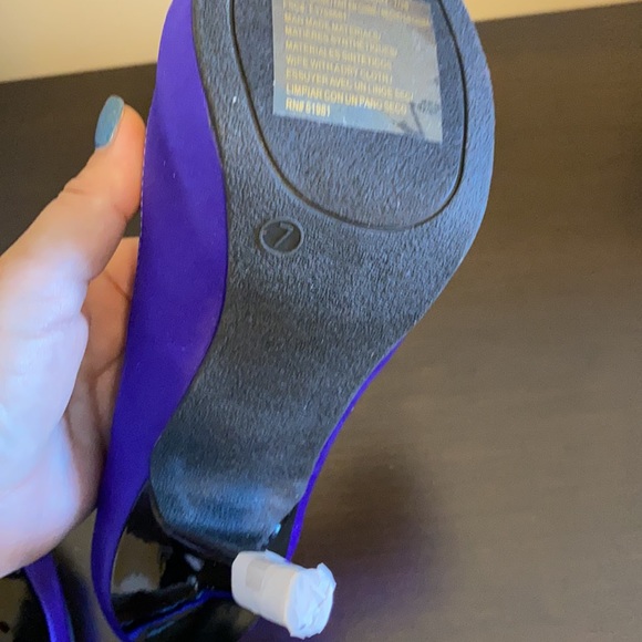 Forever Colorblock Heels - Picture 6 of 10